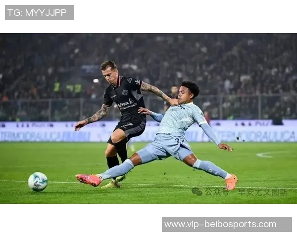 卡佩罗称赞库普梅纳斯后卫表现国米夺冠热门罗马成黑马惊喜